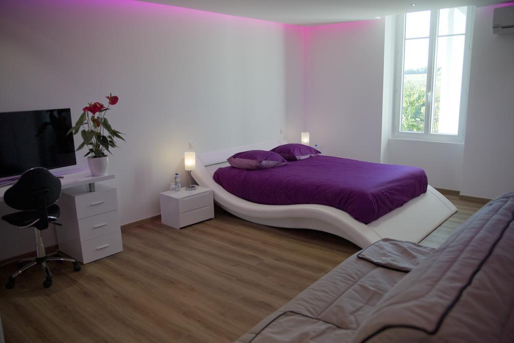 Moulin Des Tours Bed & Breakfast Barbaste Dış mekan fotoğraf